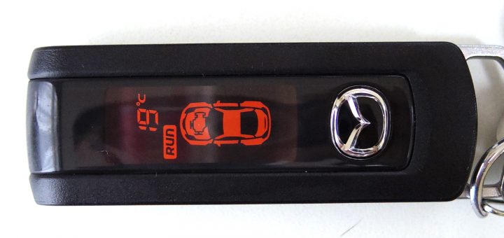 マツダ デミオ（DJ）　リモコンエンジンスターター