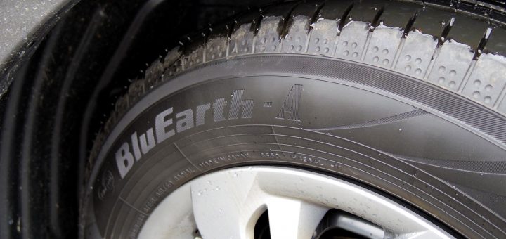 BluEarth-A / YOKOHAMA