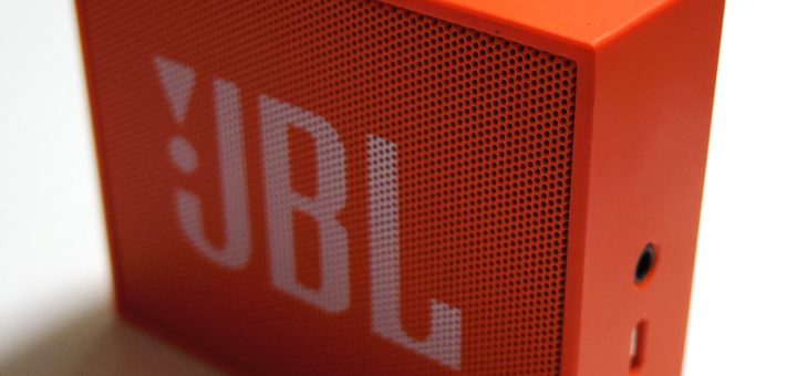 Bluetoothスピーカー　JBL GO