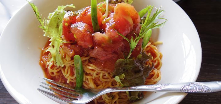 らーめん厨房つきまるの冷た～いトマトめん