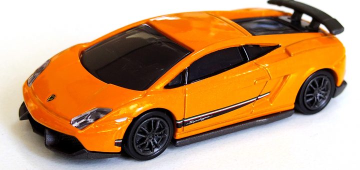 トミカプレミアム 33 ランボルギーニ ガヤルド スーパーレジェーラ