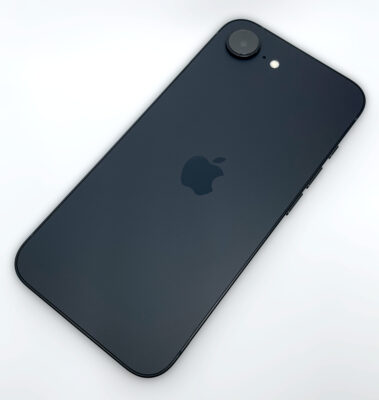 iPhone 17e / Apple
